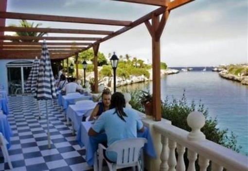 фото отеля Hostal Mar Blava Menorca
