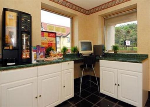 фото отеля Econo Lodge Fort Lee