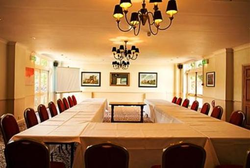 фото отеля The Bell Hotel Thetford