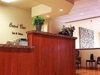 Grand View Inn and Suites