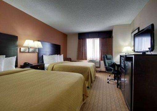 фото отеля Quality Inn & Suites Ottumwa
