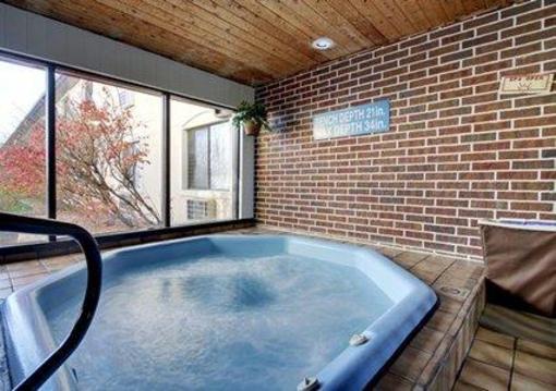 фото отеля Quality Inn & Suites Ottumwa