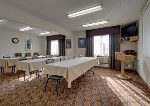 фото отеля Quality Inn & Suites Ottumwa