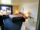 фото отеля Bend Three Sisters Inn & Suites