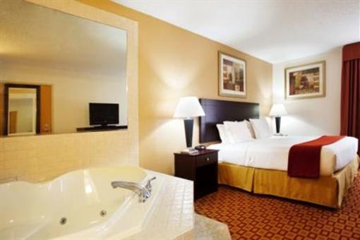 фото отеля Holiday Inn Express Hotel & Suites Oswego