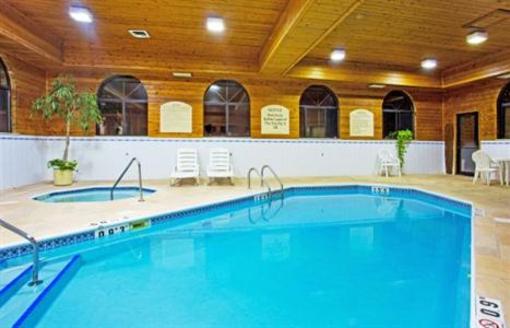фото отеля Holiday Inn Express Hotel & Suites Oswego