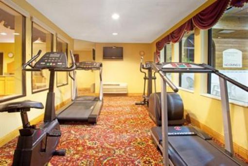 фото отеля Holiday Inn Express Hotel & Suites Oswego