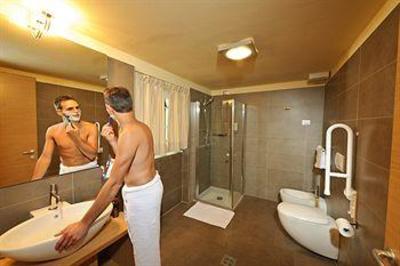 фото отеля Albergo Cavallino Bianco Hotel Rumo