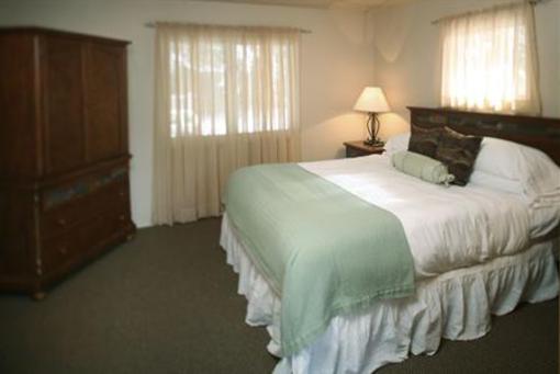 фото отеля Mount Shasta Resort