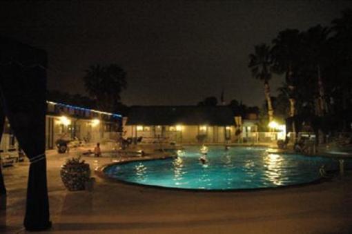 фото отеля Victoria Palms Inn And Suites
