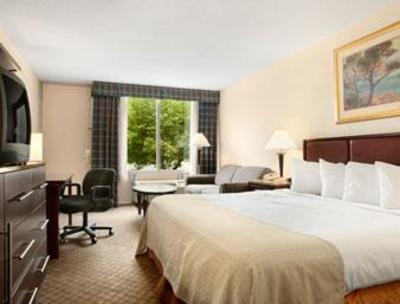фото отеля Ramada Conference Center Fishkill NY