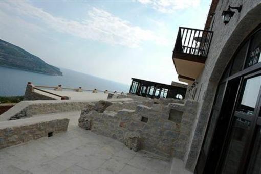 фото отеля Petra & Fos Boutique Hotel & Spa Oitylo
