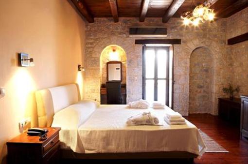 фото отеля Petra & Fos Boutique Hotel & Spa Oitylo