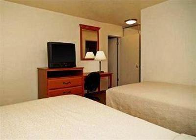 фото отеля Quality Inn & Suites I-5 Near Camp Pendleton