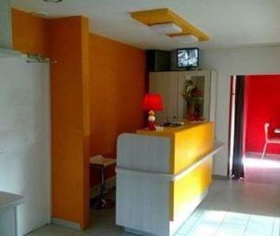 фото отеля Hotel Bonsai Etape Marseille Nord Septemes-les-Vallons