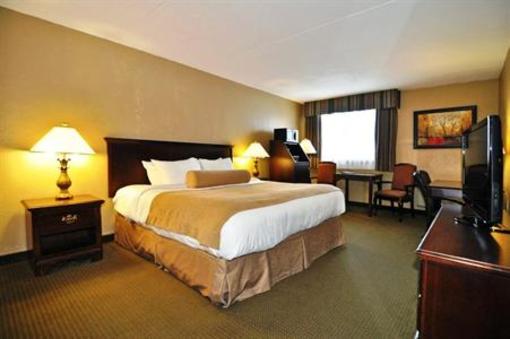 фото отеля BEST WESTERN Mariposa Inn and Conference Centre