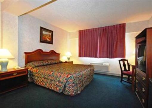 фото отеля Econo Lodge Hicksville