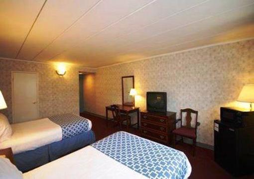фото отеля Econo Lodge Hicksville