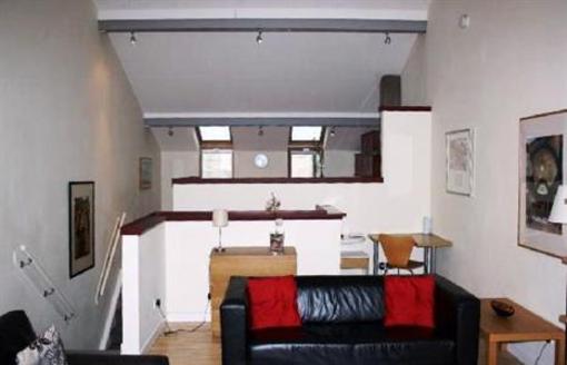 фото отеля Lomond Mews