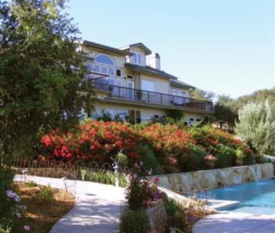 фото отеля High Ridge Manor