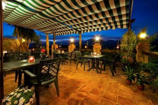 фото отеля Posada Los Cantaros Bed and Breakfast Cartama