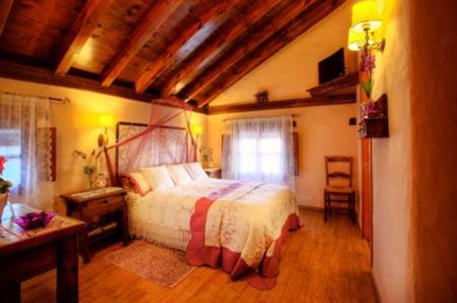фото отеля Posada Los Cantaros Bed and Breakfast Cartama