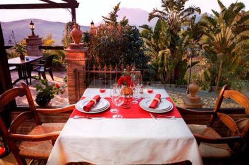 фото отеля Posada Los Cantaros Bed and Breakfast Cartama