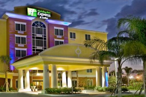 фото отеля Holiday Inn Express Hotel & Suites Port St. Lucie West