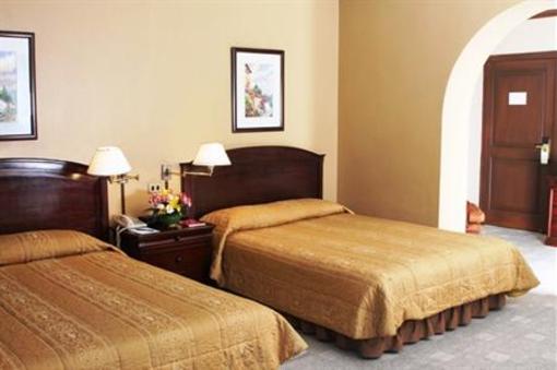 фото отеля Sebastian Hotel Quito