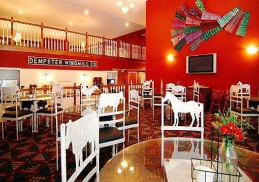 фото отеля Comfort Suites at Living History Farms