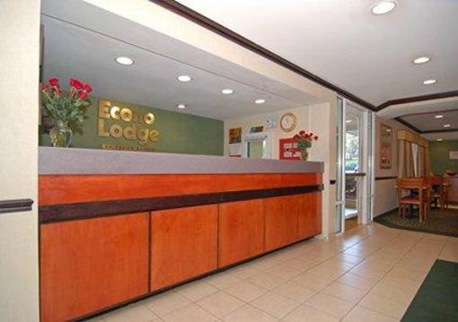 фото отеля Econo Lodge Inn & Suites Charlotte Airport