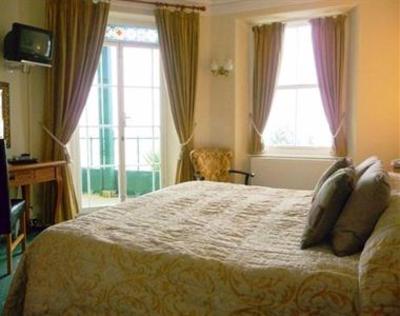 фото отеля Lynton Cottage Hotel