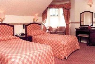 фото отеля BEST WESTERN Burnett Arms Hotel