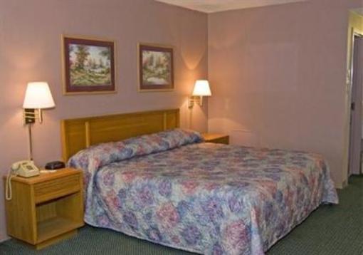 фото отеля BEST WESTERN Burnett Arms Hotel