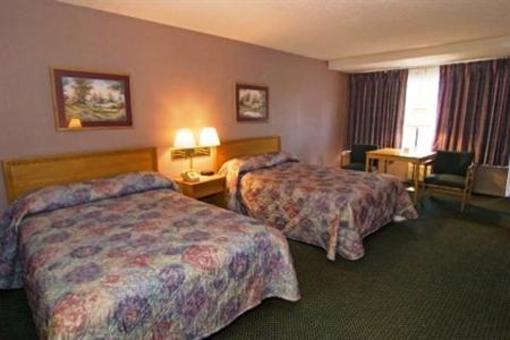 фото отеля BEST WESTERN Burnett Arms Hotel