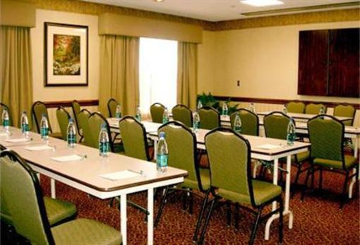 фото отеля Country Inn & Suites-Bentonville South