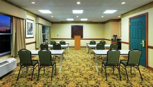 фото отеля Country Inn & Suites-Bentonville South
