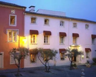 фото отеля Hotel L'Esplan Saint-Paul-Trois-Chateaux