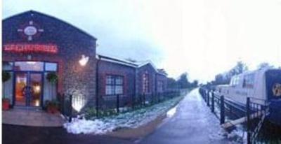 фото отеля Twelfth Lock Hotel