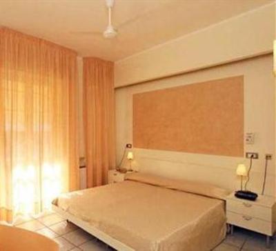 фото отеля Hotel Tirreno Sapri