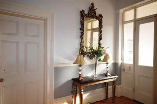 фото отеля Longworth Villa Bed & Breakfast & Apartments