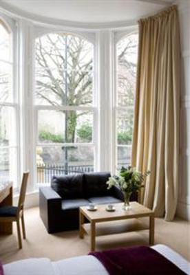 фото отеля Clifton House Bristol