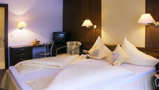 фото отеля Belmont Hotel Imst