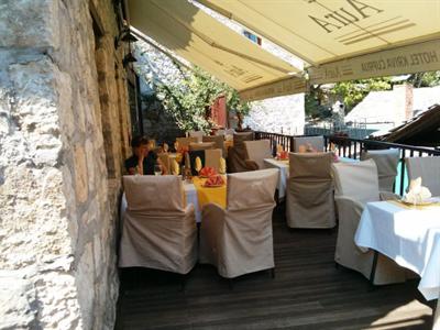 фото отеля Hotel-Restaurant Kriva Cuprija
