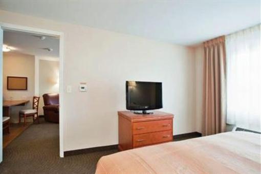 фото отеля Candlewood Suites Fayetteville
