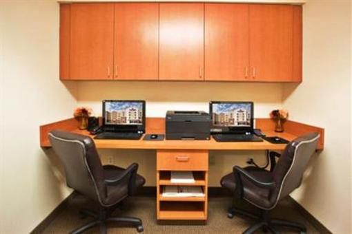 фото отеля Candlewood Suites Fayetteville
