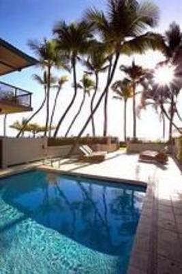 фото отеля Puunoa Beach Estates Resort Lahaina