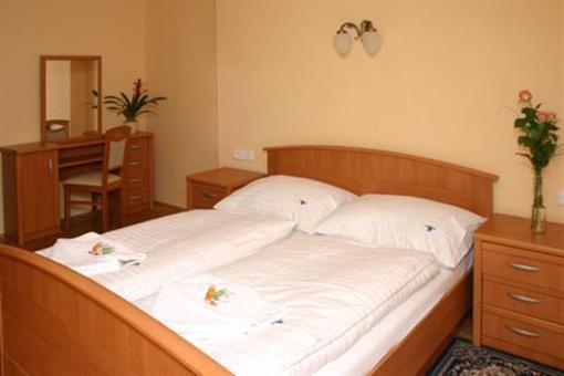 фото отеля Lazne Hotel Vraz