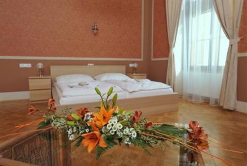 фото отеля Lazne Hotel Vraz