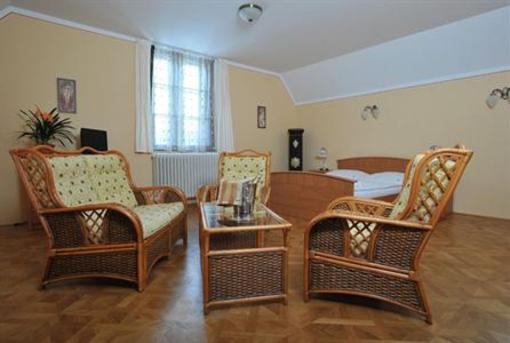 фото отеля Lazne Hotel Vraz